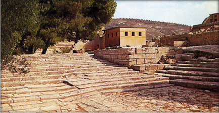 Knossos 'Theatral Area' n-w of palace.jpg